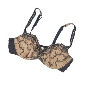 Couture by Cabernet Underwire Bra 36B Beige Black Floral Lace Embroidery 50950
